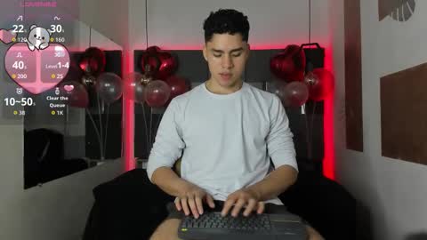 Liam online show from 02/12/26, 12:00