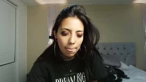 L I A M O N R O E online show from 09/17/25, 11:45