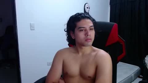 Snapshot of liamrides chatting on 11/22/25, 04:33 liamrides online show from 11/22/25, 04:33