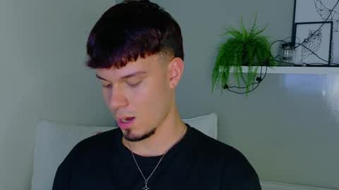 Liam Thunder online show from 10/06/25, 07:33