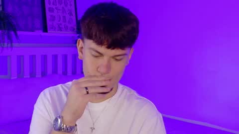 Liam Thunder online show from 10/10/25, 07:57