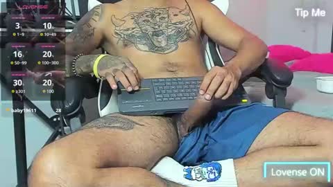 Snapshot of liamtrevor chatting on 02/10/25, 10:19 liamtrevor online show from 02/10/25, 10:19