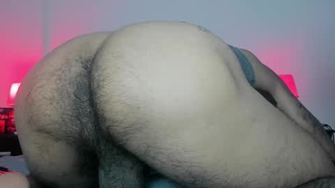 Snapshot of liamtrevor chatting on 11/27/25, 08:00 liamtrevor online show from 11/27/25, 08:00