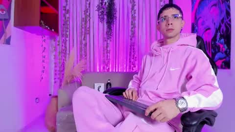 Liam online show from 02/21/26, 09:38