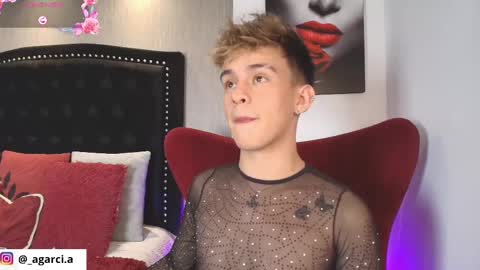 liam online show from 10/03/25, 04:53