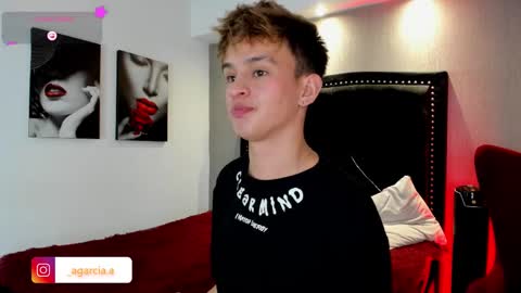 Snapshot of liamwild20 chatting on 02/16/26, 04:41 liam online show from 02/16/26, 04:41