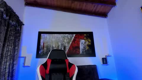 liamwyatt_ online show from 12/02/25, 03:23