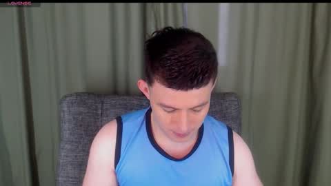 lian_eathan online show from 10/27/25, 02:32