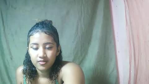 Snapshot of liana9794 chatting on 05/26/26, 02:24 Liana9794 online show from 05/26/26, 02:24
