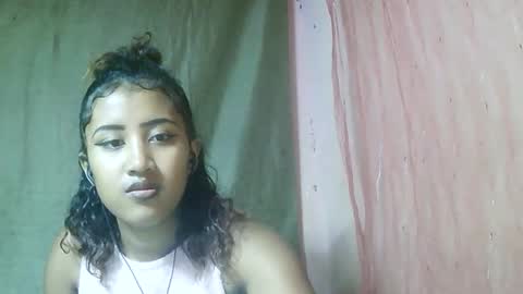 Snapshot of liana9794 chatting on 05/27/26, 08:22 Liana9794 online show from 05/27/26, 08:22