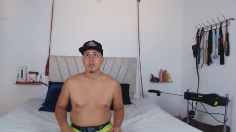 Snapshot of liana_asaff chatting on 02/25/26, 09:02 Mistress Liana - Sir Asaf online show from 02/25/26, 09:02