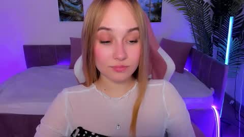 Liana online show from 03/06/25, 11:47