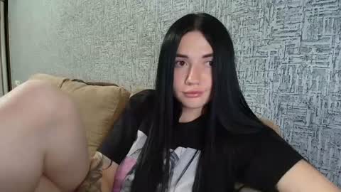 Snapshot of liana_diva chatting on 06/19/26, 06:01 liana_diva online show from 06/19/26, 06:01