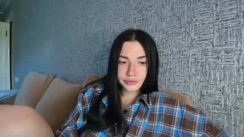 Snapshot of liana_diva chatting on 07/15/26, 10:42 liana_diva online show from 07/15/26, 10:42
