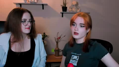 Little Liana  online show from 12/20/24, 11:47