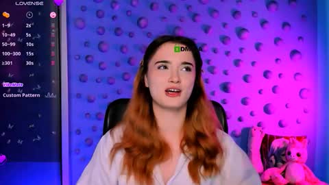 Little Liana  online show from 11/26/25, 08:43