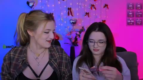 Snapshot of liana_kisses chatting on 04/18/26, 07:07 Little Liana online show from 04/18/26, 07:07
