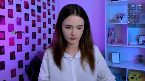 Snapshot of liana_kisses chatting on 07/11/26, 08:44 Little Liana online show from 07/11/26, 08:44