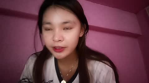 Snapshot of lianadeschomp chatting on 05/22/26, 12:07 Diana online show from 05/22/26, 12:07