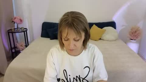 Snapshot of liananova chatting on 07/15/26, 09:36 LianaNova online show from 07/15/26, 09:36