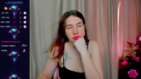 Snapshot of lianawow_ chatting on 06/25/26, 02:11 lianawow_ online show from 06/25/26, 02:11