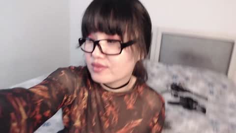 Liana online show from 01/18/25, 01:40