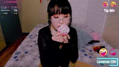 Liana online show from 03/20/26, 11:48