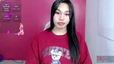 Snapshot of liane_mei chatting on 04/22/26, 09:33 Liane online show from 04/22/26, 09:33