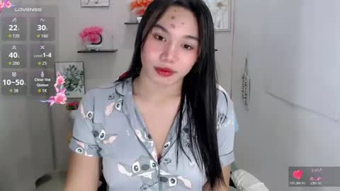 Snapshot of liane_mei chatting on 06/28/26, 06:30 Liane online show from 06/28/26, 06:30