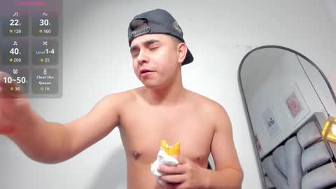 Snapshot of lianfox_ chatting on 02/03/26, 01:05 lianfox_ online show from 02/03/26, 01:05