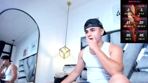 Snapshot of lianfox_ chatting on 03/19/26, 12:20 lianfox_ online show from 03/19/26, 12:20