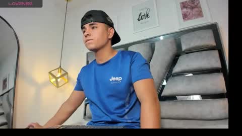 Snapshot of lianfox_ chatting on 04/16/26, 12:50 lianfox_ online show from 04/16/26, 12:50