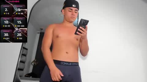 Snapshot of lianfox_ chatting on 07/21/26, 12:40 lianfox_ online show from 07/21/26, 12:40