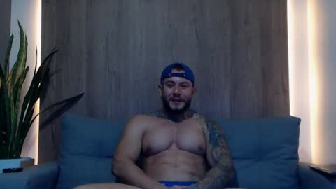 Snapshot of lianjones9 chatting on 02/06/25, 02:55 lianjones9 online show from 02/06/25, 02:55