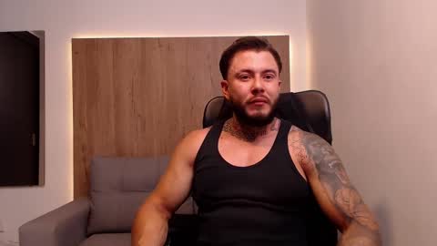 Snapshot of lianjones9 chatting on 09/08/25, 05:12 lianjones9 online show from 09/08/25, 05:12