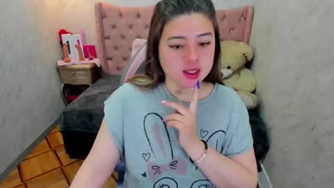 Snapshot of lianngrace chatting on 02/10/26, 02:21 Grace online show from 02/10/26, 02:21