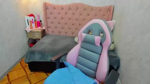 Snapshot of lianngrace chatting on 04/20/26, 02:09 Grace online show from 04/20/26, 02:09