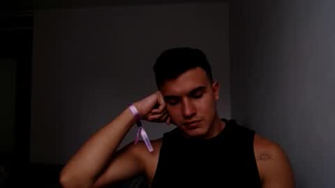 Snapshot of lianstonne chatting on 05/25/26, 07:42 Liamstonne online show from 05/25/26, 07:42