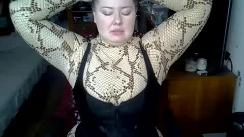 liaorgel online show from 02/22/25, 08:50