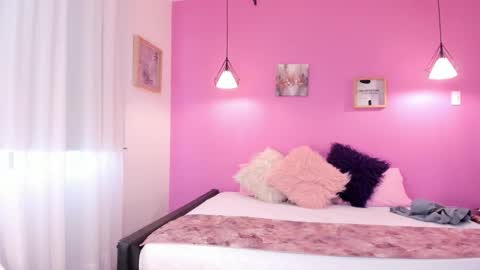 Snapshot of liapinket chatting on 03/28/26, 12:05 liapinket online show from 03/28/26, 12:05