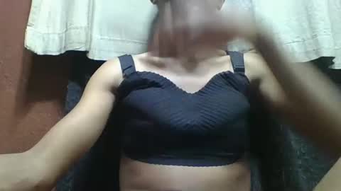 liaraisha online show from 10/01/25, 02:50