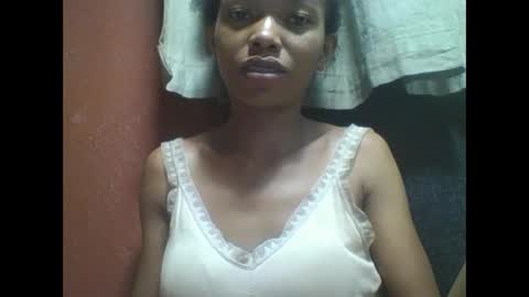 liaraisha online show from 01/12/26, 08:14