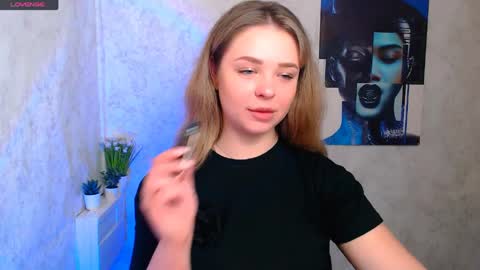 Liara online show from 05/19/26, 07:26