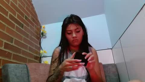 Snapshot of liarouse04 chatting on 07/13/26, 02:20 Liarouse04 online show from 07/13/26, 02:20