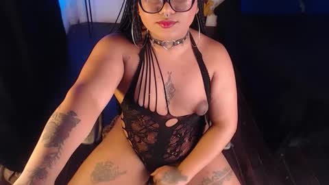 Snapshot of liascarlett chatting on 11/24/25, 03:17 LiaScarlett online show from 11/24/25, 03:17