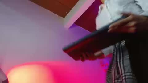 Snapshot of liawood1 chatting on 09/20/25, 01:23 LIA online show from 09/20/25, 01:23