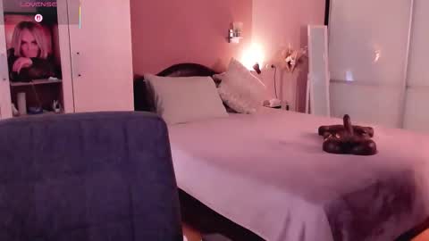 Libby online show from 09/22/25, 09:55