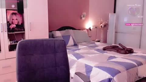 Libby online show from 09/30/25, 11:15