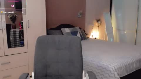 Snapshot of libby_nora chatting on 02/09/26, 11:36 Libby online show from 02/09/26, 11:36