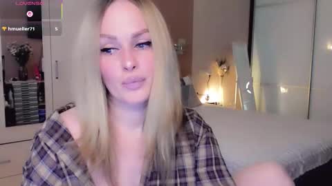 Snapshot of libby_nora chatting on 02/22/26, 09:30 Libby online show from 02/22/26, 09:30